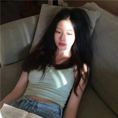 俏探女娇娃